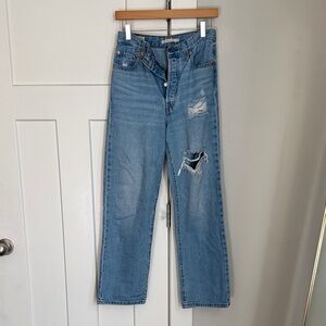 Levi’s Ribcage Straight Ankle